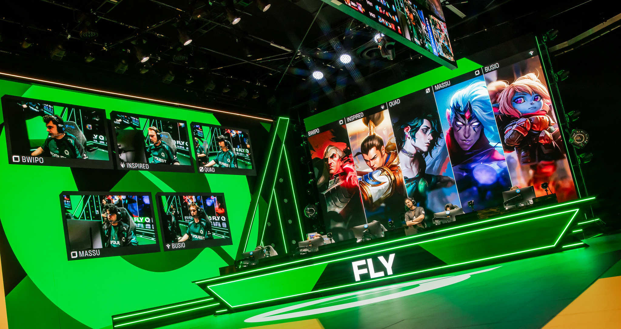 flyquest.png