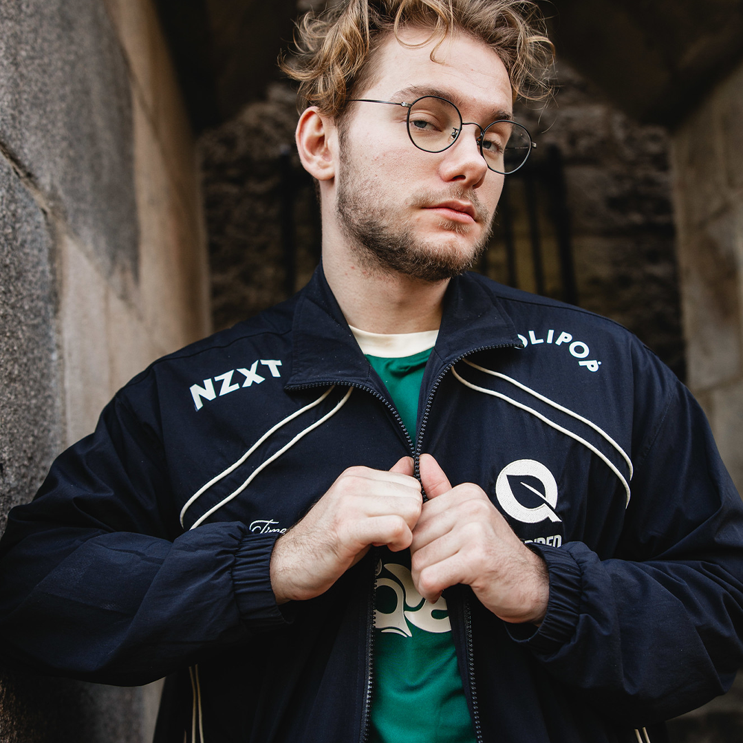 worlds_jacket_6f9a2241-62bd-4668-ac73-c91723fb125c.png